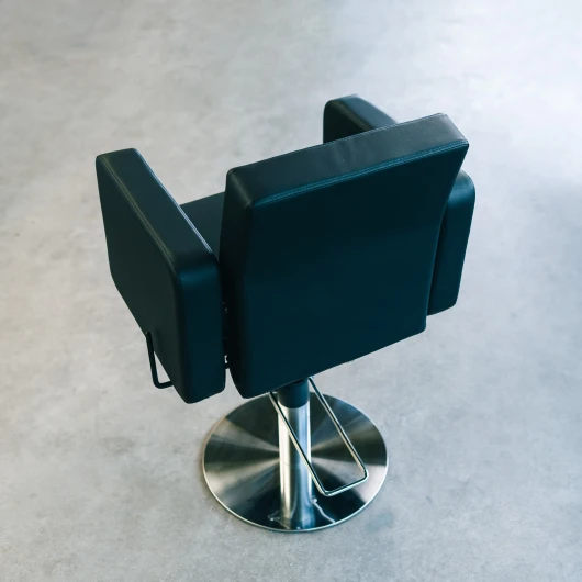 Jobst Contura Neo hairdressing chair